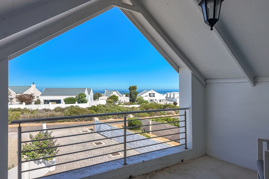 3 Bedroom Property for Sale in Grotto Bay Western Cape